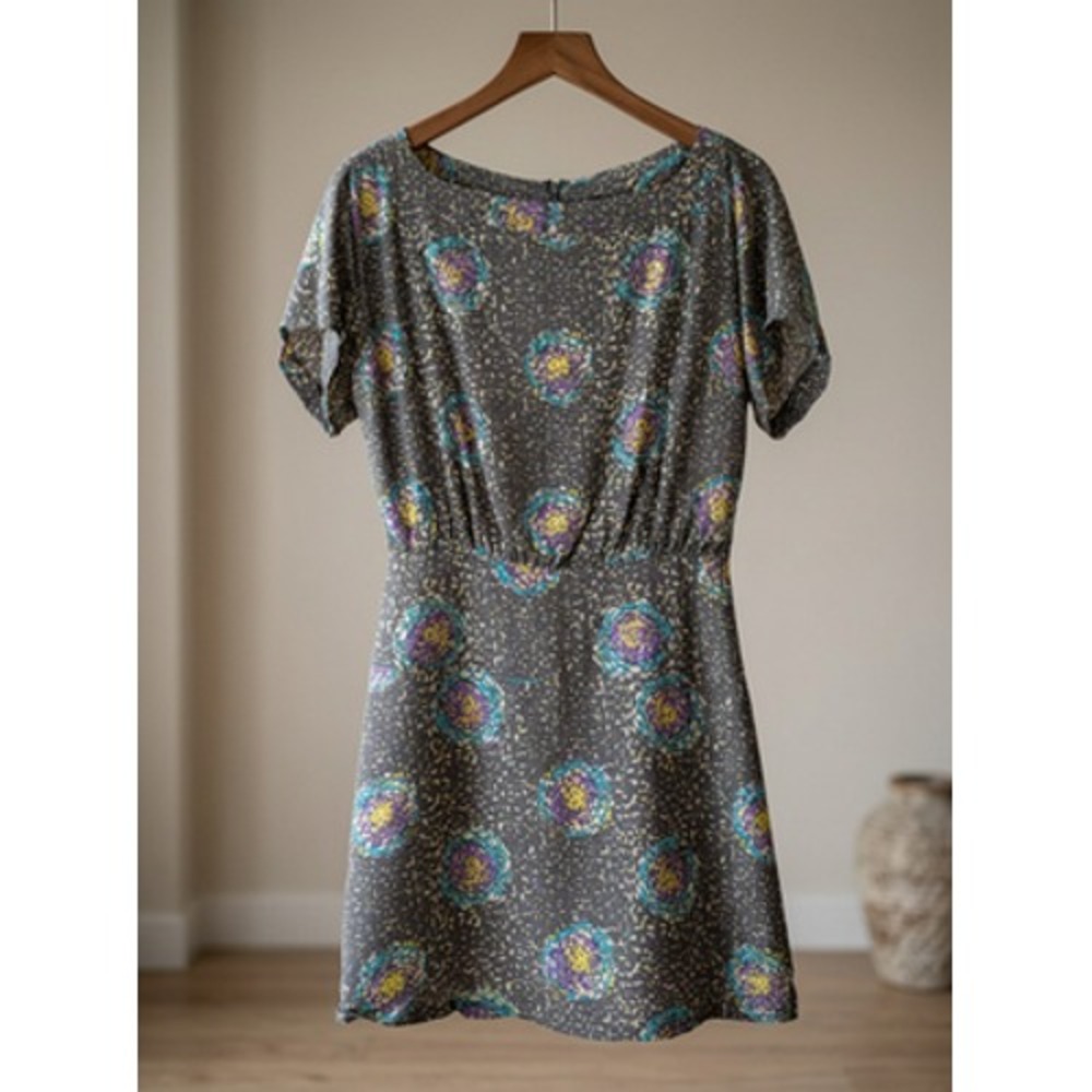 Julie Brown Silk Mini Dress 2 Grey Purple Abstract Short Sleeve Whimsical Indie